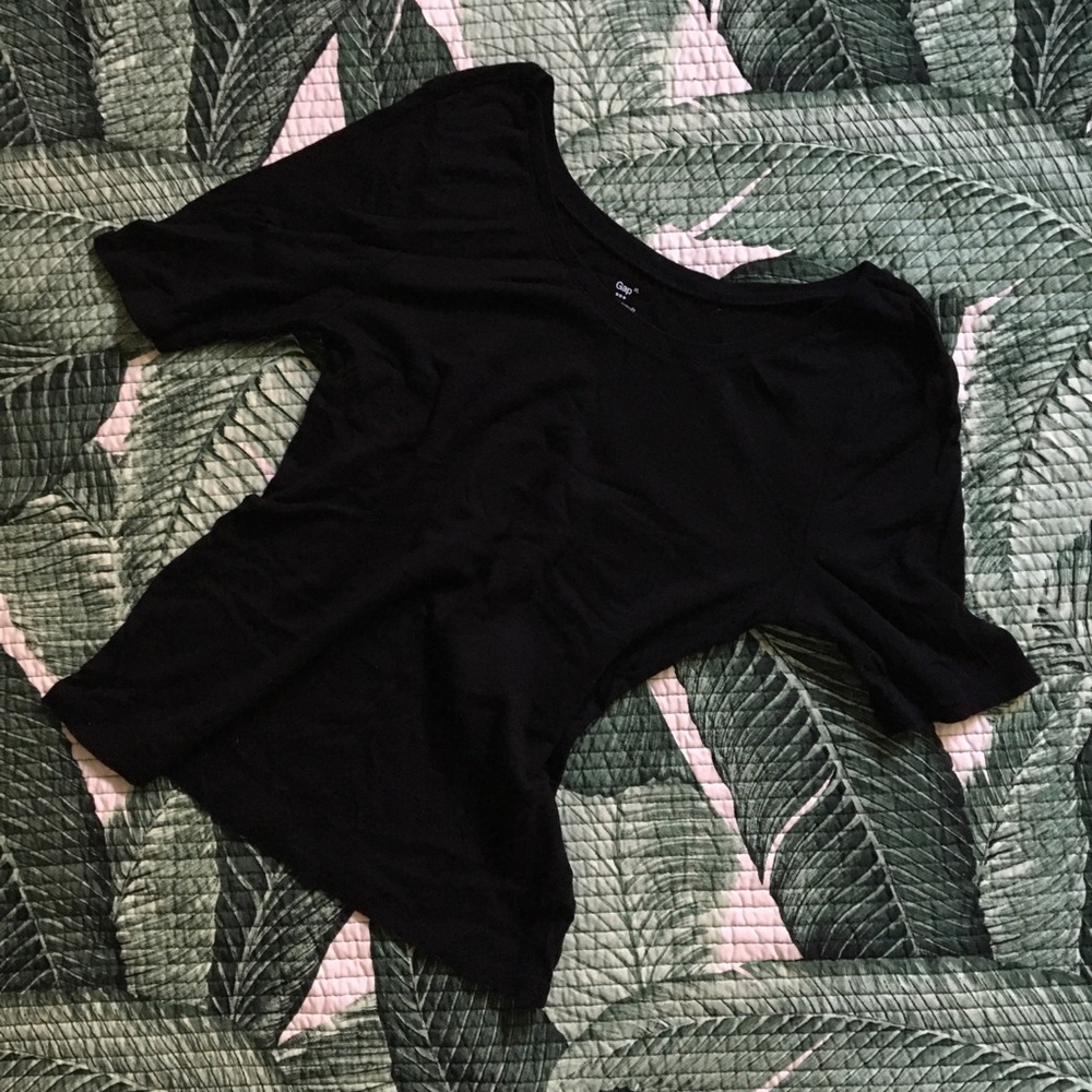 Gap T shirt